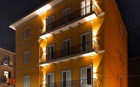 Acate81 Lifestyle Apartment
