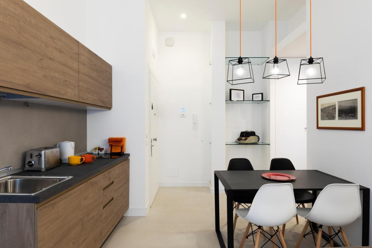 נאפולי Acate81 Lifestyle Apartment מראה חיצוני תמונה