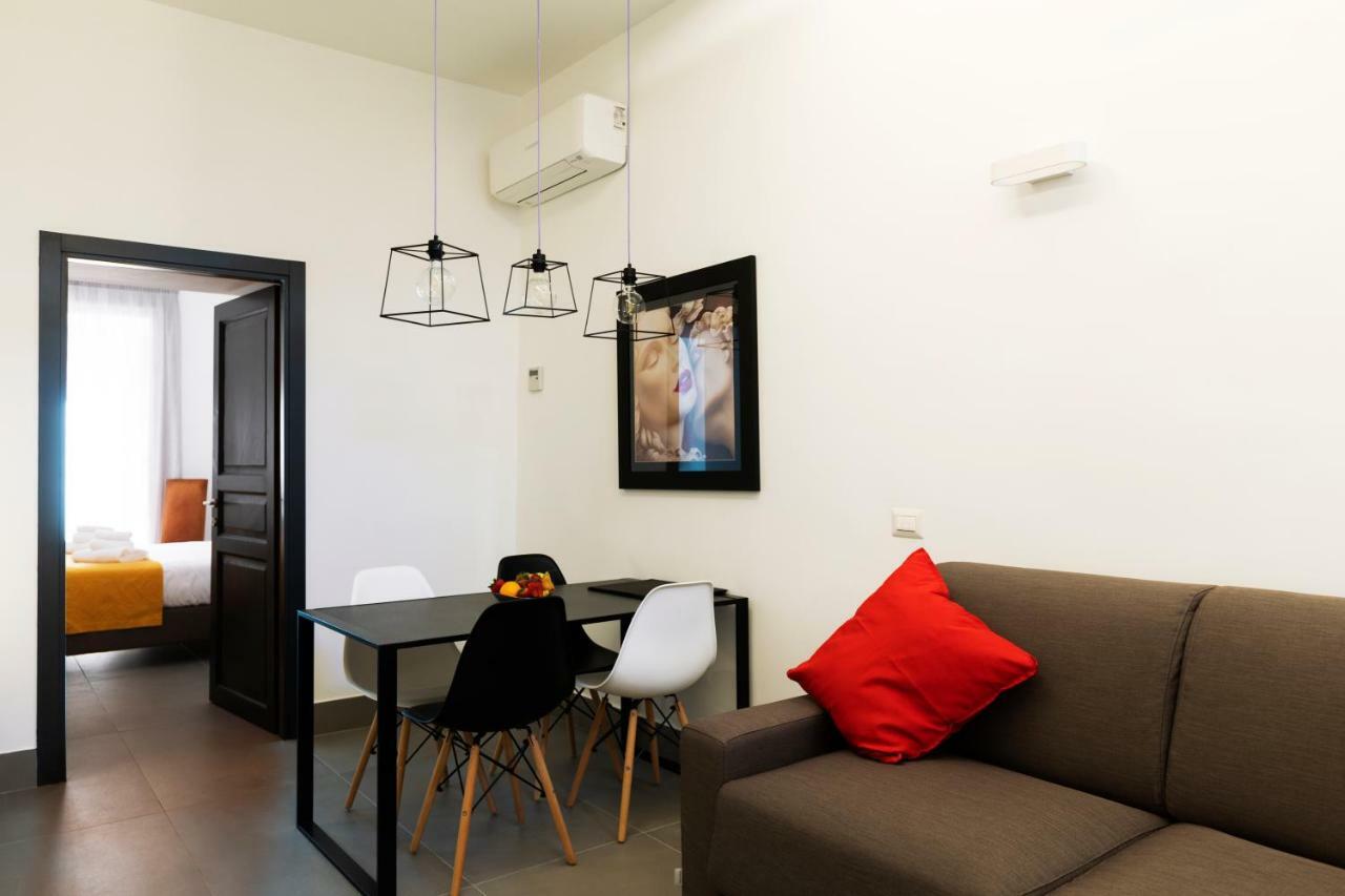 נאפולי Acate81 Lifestyle Apartment מראה חיצוני תמונה